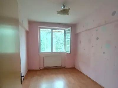 camera cu fereastra vanzare cumparare apartament Sector 1 București